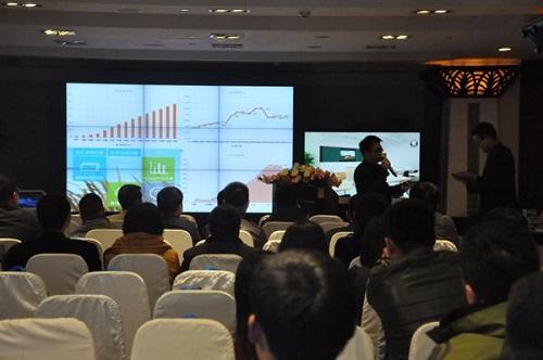 深度访谈：企业级市场成投资新宠，会议触摸一体机或成下一个蓝海市场.jpg